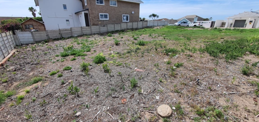 0 Bedroom Property for Sale in Wavecrest Eastern Cape
